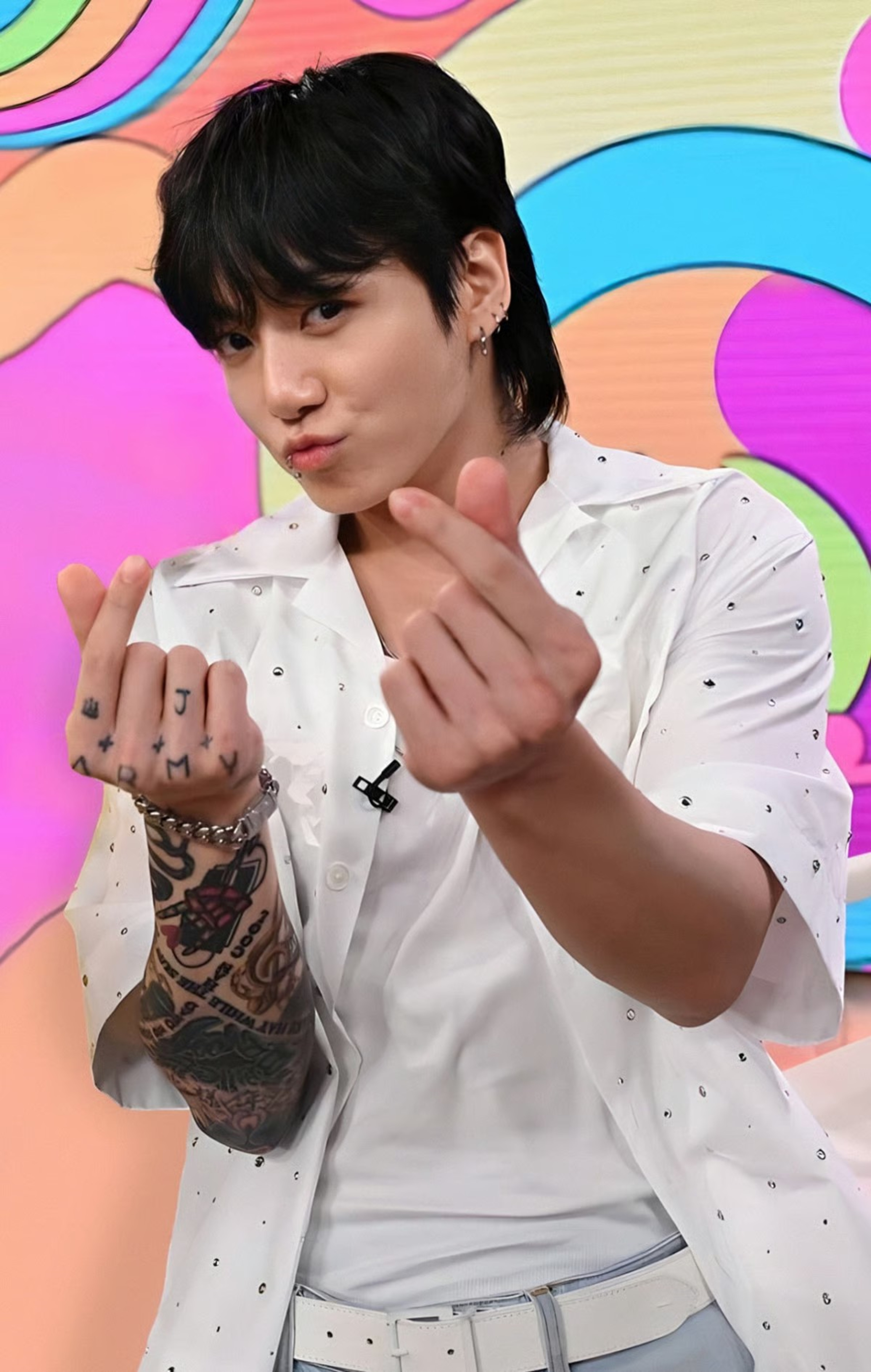 BTS【公式】サノク 逆サポート ジョングク＋家族写真 125 day's left can't wait to see all members together again